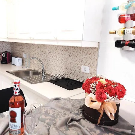 Blanca New 2 Bedrooms 펜션 아데제