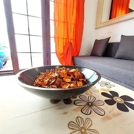 Blanca New 2 Bedrooms Ferienhaus *